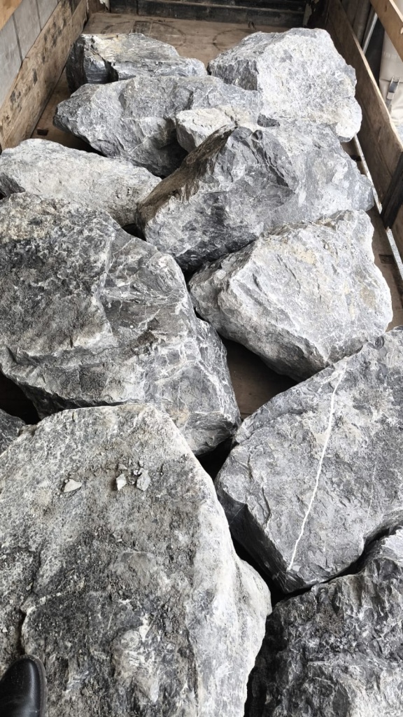 Купить серые валуны