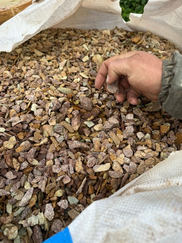 Златолит персиковый декоративная каменная крошка купить в Калужской области