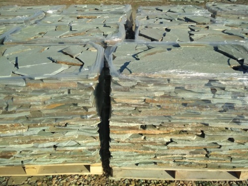 Плитняк златолит зелёный для цоколя, отмостки купить в Калужской области