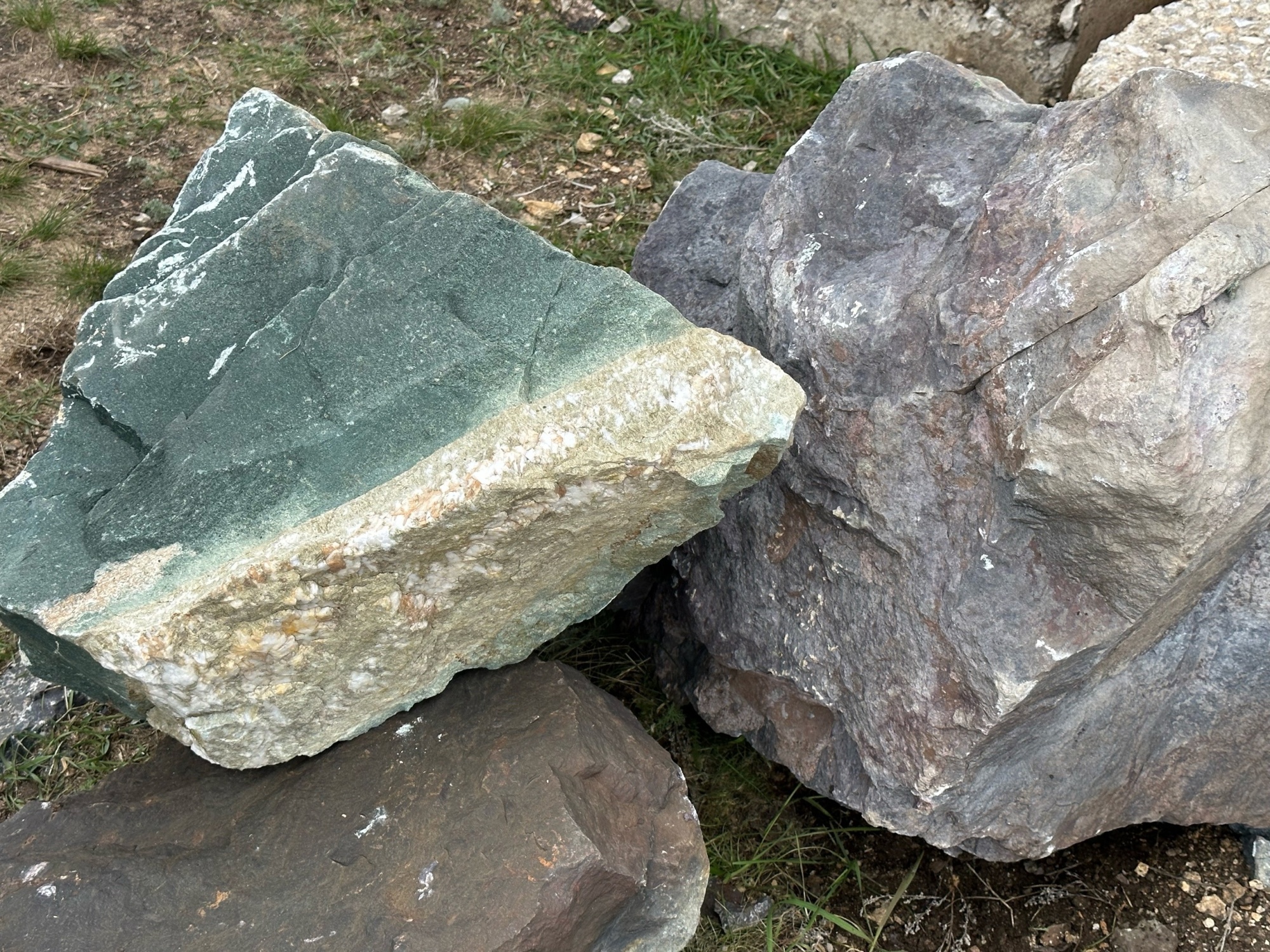 Камни для ландшафтного дизайна зелёные 10-60 килограмм купить в Калужской области