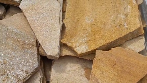 Плитняк златолит жёлтый для фасада 1,5-3 см купить в Калужской области