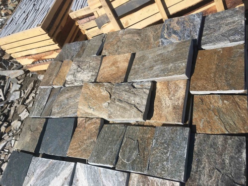 Плитка пилёная златолит Уральский для цоколя, отмостки купить в Калужской области