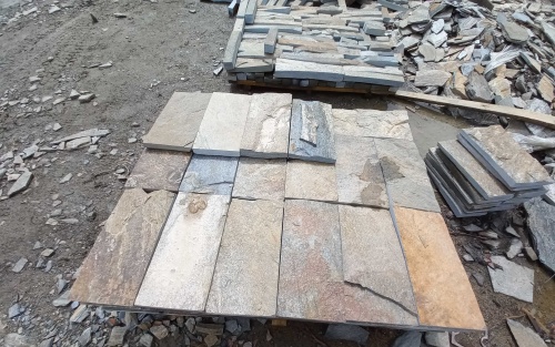 Плитка пилёная златолит Уральский для цоколя, отмостки купить в Калужской области