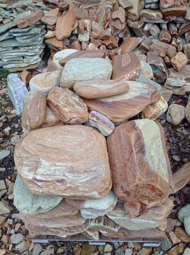 Златолит жёлтый, жёлто-зелёный глыбки и валуны для ланшафтного дизайна купить в Калужской области